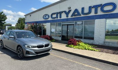 2025 BMW 330I Sedan