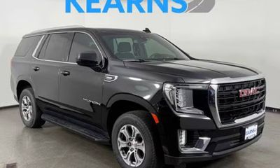 2022 GMC Yukon SLE