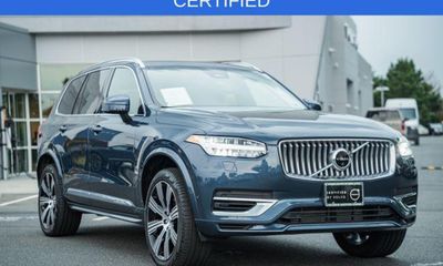 2023 Volvo XC90 Plus Bright