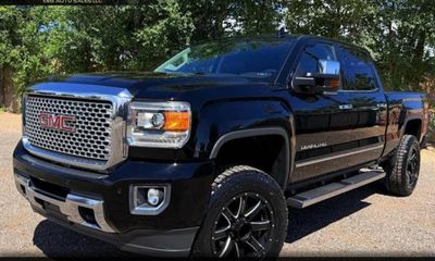 2016 GMC Sierra Denali