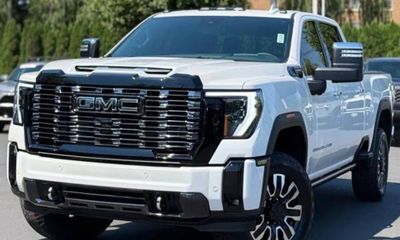 2025 GMC Sierra HD Denali Ultimate