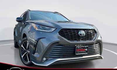 2022 Toyota Highlander XSE