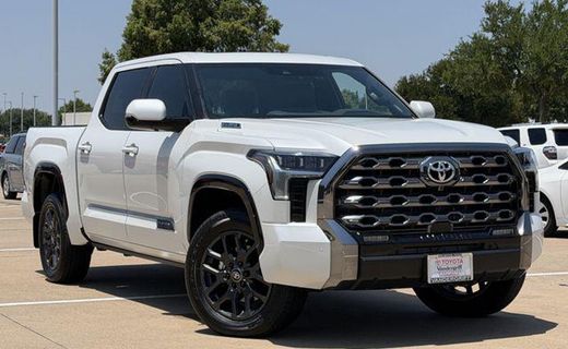 2025 Toyota Tundra Platinum