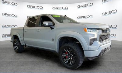 2022 Chevrolet Silverado RST