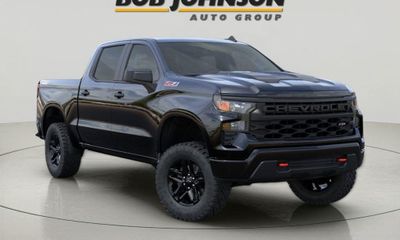 2026 Chevrolet Silverado Trail Boss Custom