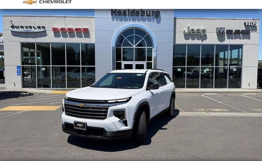 2025 Chevrolet Traverse LT