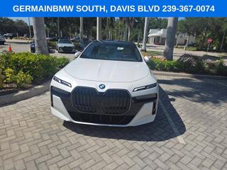 2025 BMW 760i xDrive