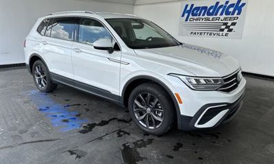 2023 Volkswagen Tiguan SE