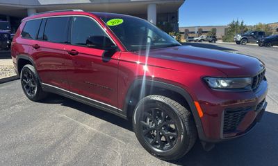 2026 Jeep Grand Cherokee L Base Laredo