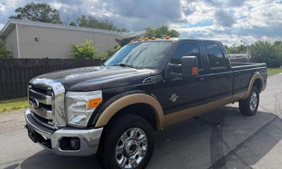 2013 Ford F-350 Lariat
