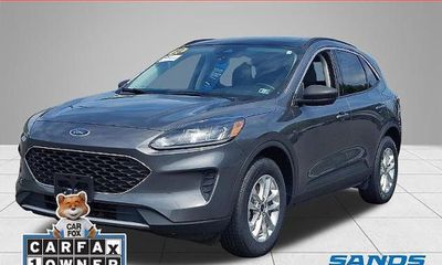 2022 Ford Escape SE