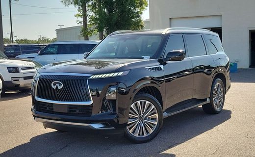 2027 Infiniti QX80 Luxe