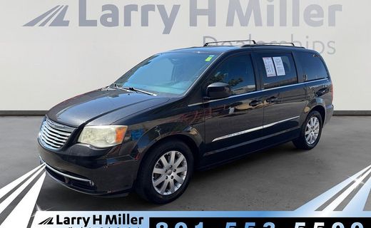2014 Chrysler Town AND Country Touring