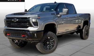 2025 Chevrolet Silverado HD LT