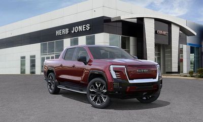 2025 GMC Sierra Denali