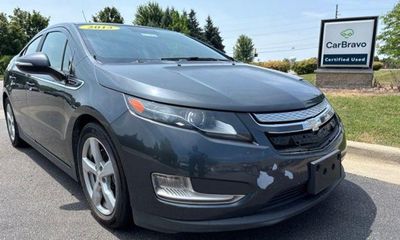 2013 Chevrolet Volt Standard