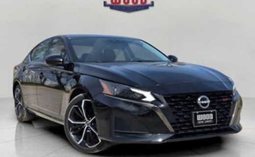 2024 Nissan Altima SR