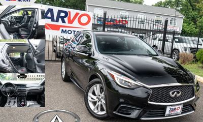 2018 Infiniti QX30 Luxury