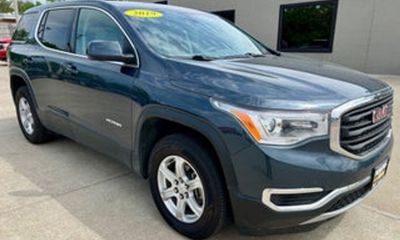 2019 GMC Acadia SLE 1