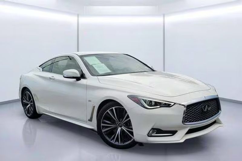 2020 Infiniti Q60 — a typically priced live listing