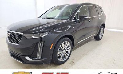 2023 Cadillac XT6 Premium Luxury