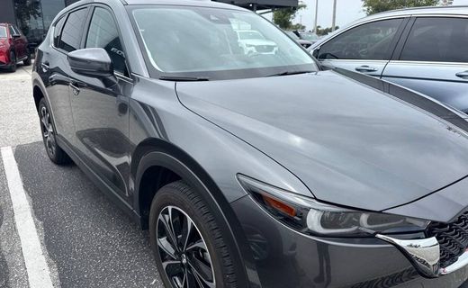 2022 Mazda CX-5 Premium Package