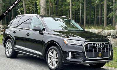2023 Audi Q7 Quattro Premium Plus