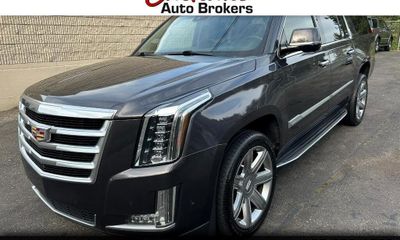 2018 Cadillac Escalade ESV Luxury