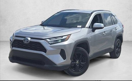 2024 Toyota RAV4 XLE