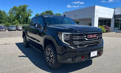 2026 GMC Sierra AT4