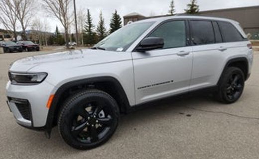 2026 Jeep Grand Cherokee Summit