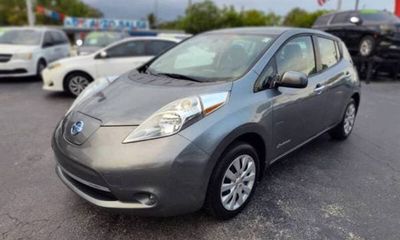 2015 Nissan Leaf S