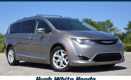 2017 Chrysler Pacifica Touring L Plus