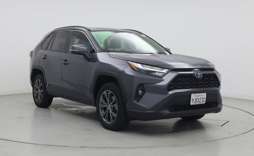 2023 Toyota RAV4 XLE Premium