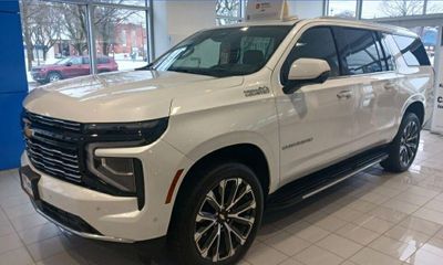 2025 Chevrolet Suburban High Country