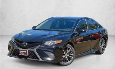 2020 Toyota Camry SE