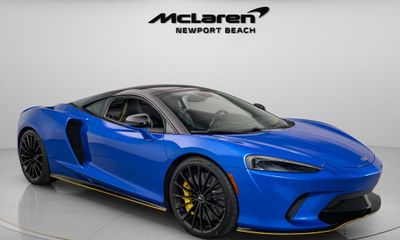 2023 McLaren GT