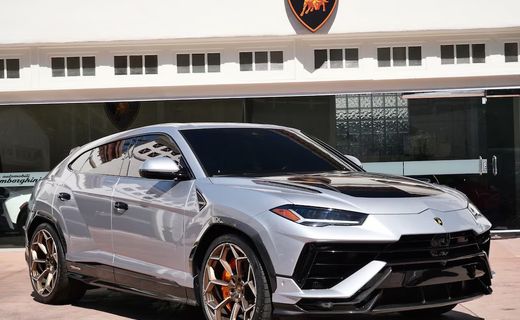 2024 Lamborghini Urus Performante
