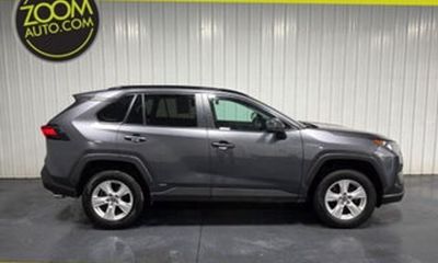 2021 Toyota RAV4 LE HV
