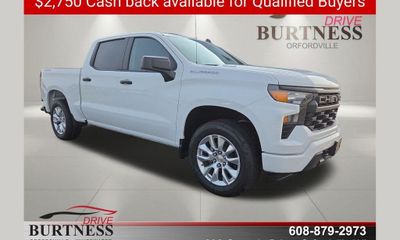 2026 Chevrolet Silverado Custom