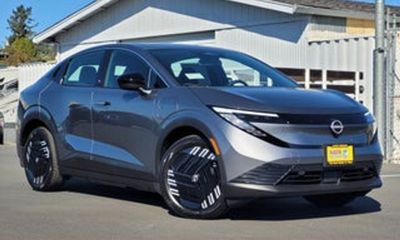 2024 Nissan Leaf SV