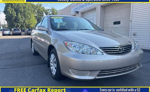 2005 Toyota Camry LE