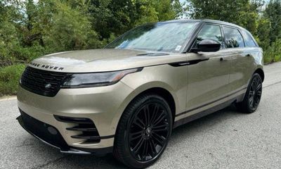 2026 Land Rover Range Velar P250 Dynamic SE
