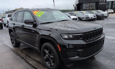 2027 Jeep Grand Cherokee Altitude