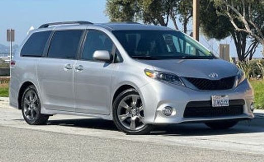 2015 Toyota Sienna LE
