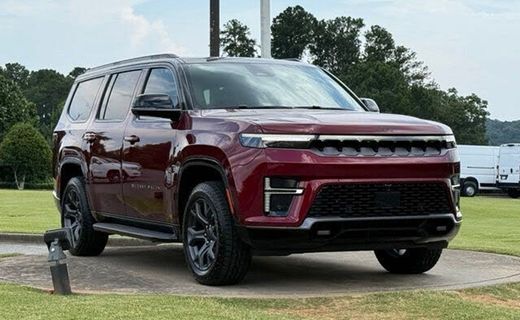 2026 Jeep Grand Wagoneer Base