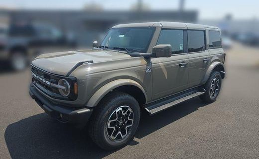 2026 Ford Bronco Outer Banks