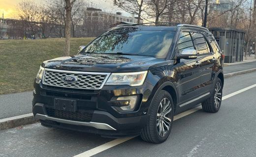 2017 Ford Explorer Platinum
