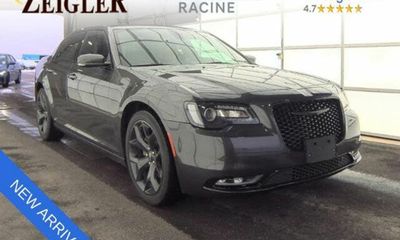 2023 Chrysler 300 300S