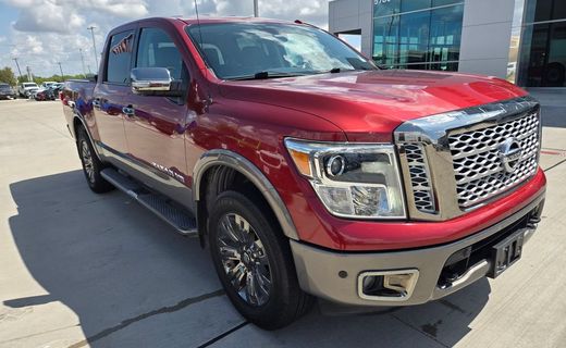 2018 Nissan Titan SV